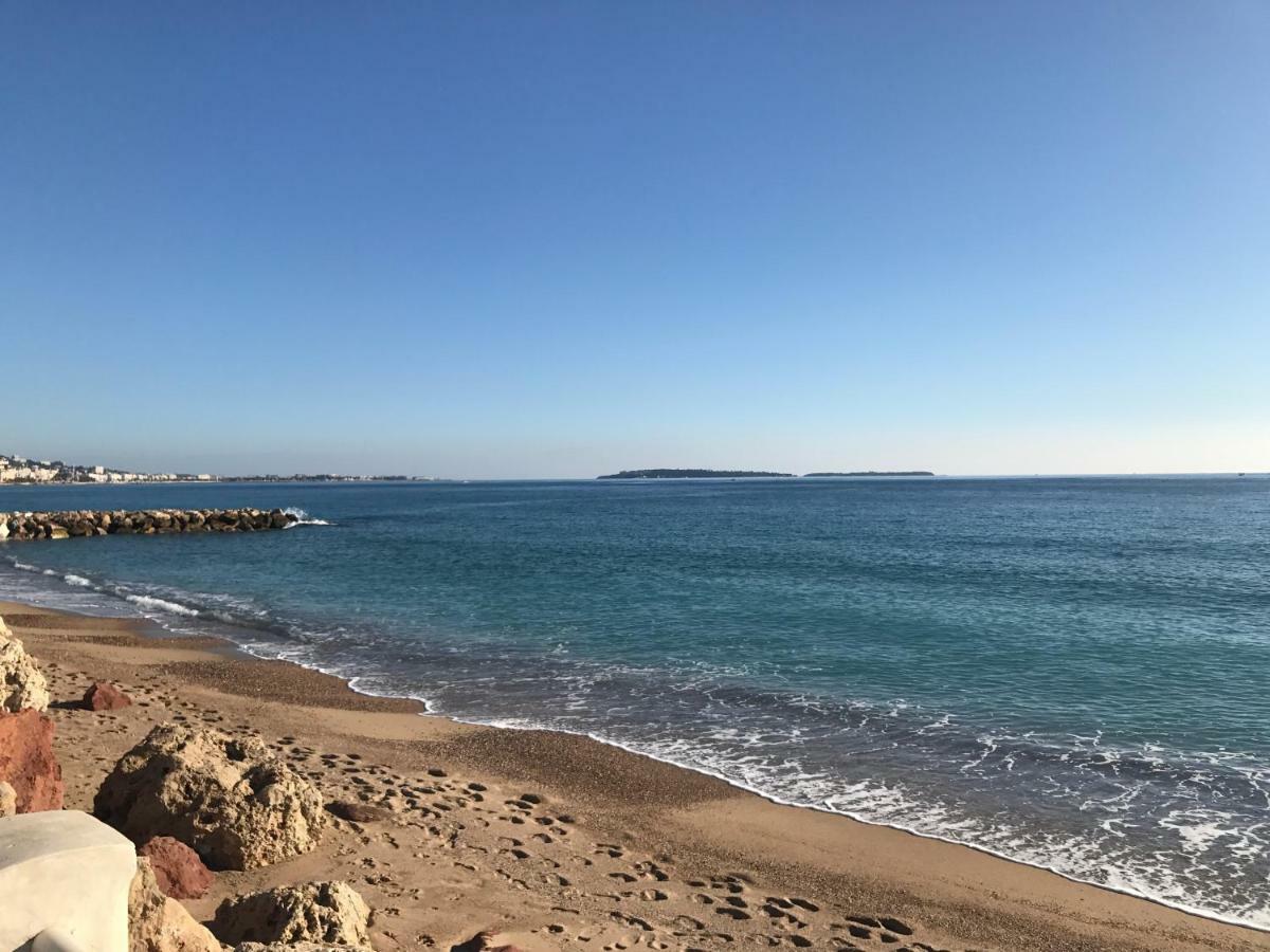 Appartement A 2 Pas De La Mer Кан Екстериор снимка